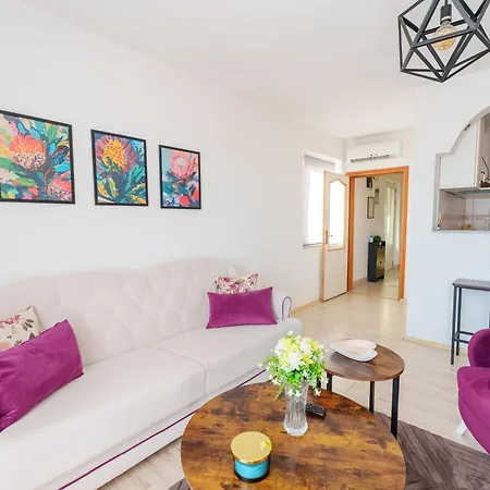Daire Old Bridge Boutique Mostar